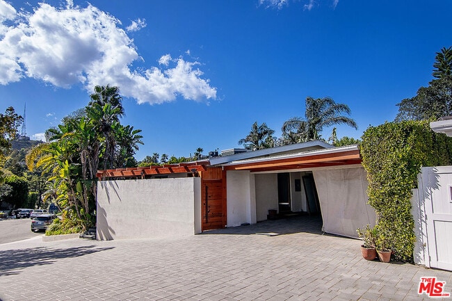 Photo - 8405 Edwin Dr