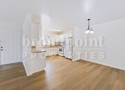 Photo - 2536 White Oak Pl