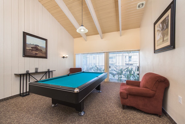 Photo - Tarzana Terraces