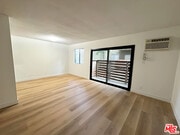 Photo - 5032 W Maplewood Ave Unit 103