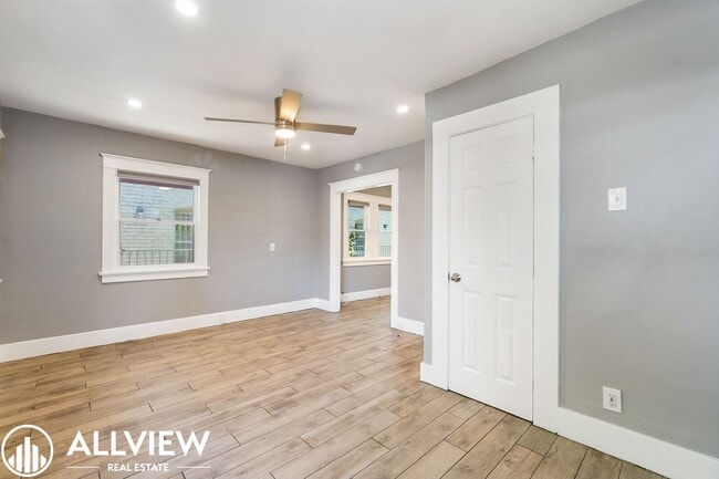 Photo - 307 W 7th St Unit 309