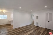 Photo - 12942 Moorpark St Apartment Unit 4