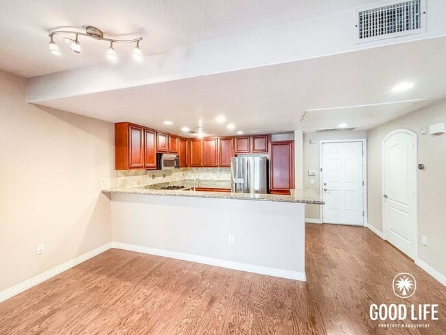 Photo - 1501 India St Unit 214