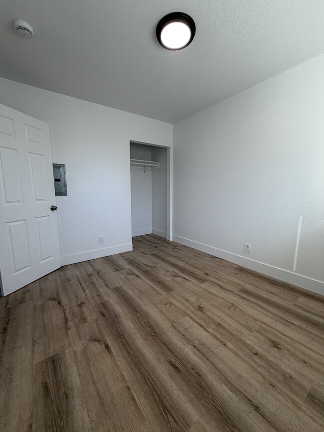 Photo - 7560 North Ave