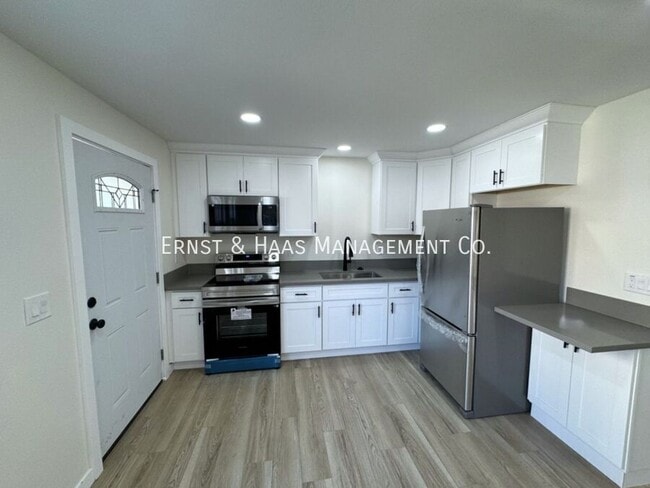 Photo - 774B Cherry Ave