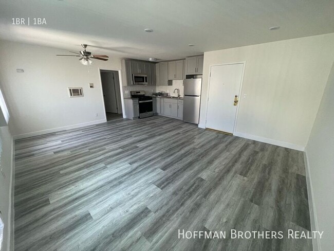 Building Photo - 13253 Vanowen St Unit 209