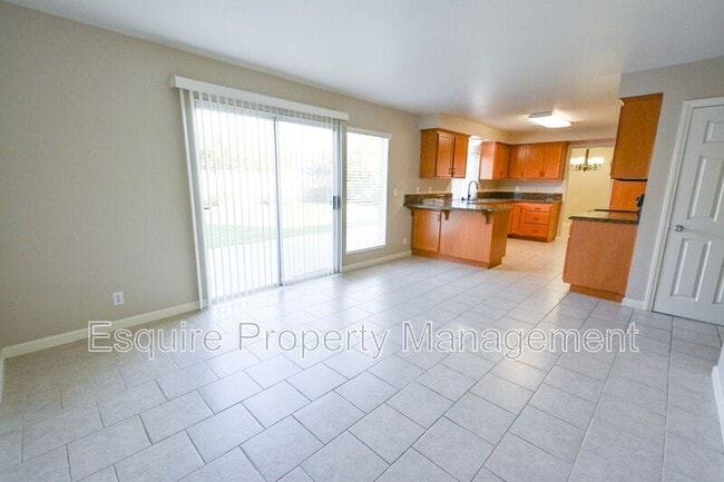 Photo - 1170 Novato Dr