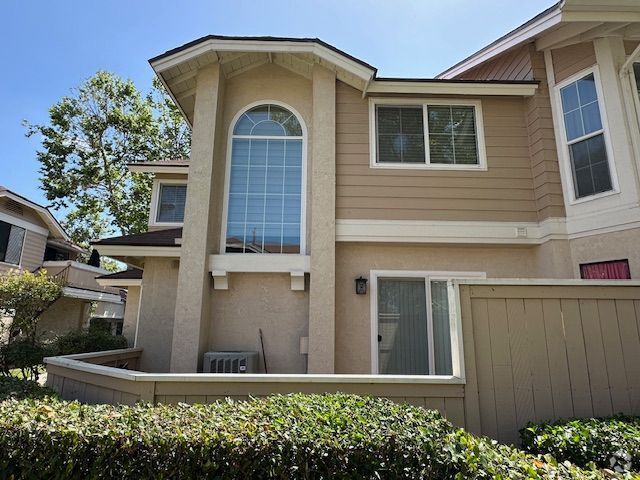 Building Photo - 12621 Moordale Cir Rental