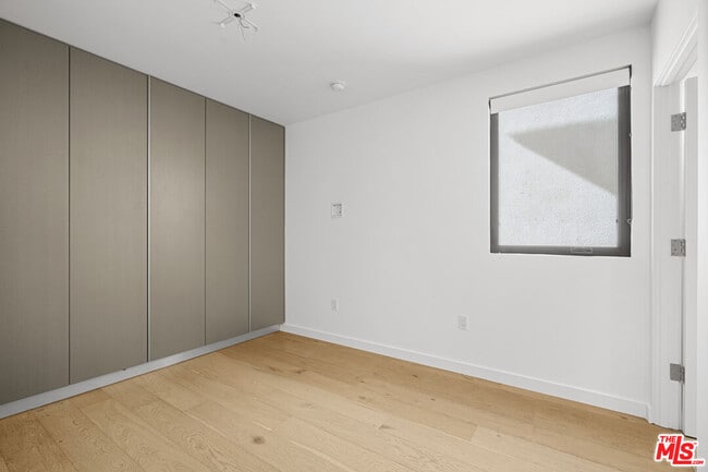 Photo - 11795 Gateway Blvd Unit 4