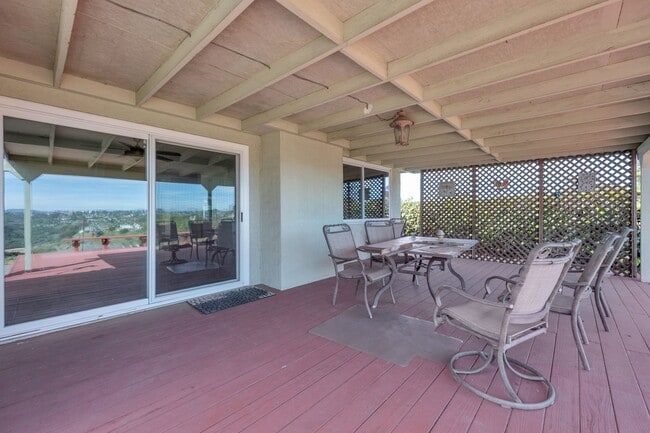Photo - CHARMING 3-BED 2-BATH NEAR THE BAY WITH SPECTACULAR CANYON VIEW