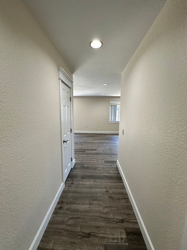 Photo - Costa Mesa Upgraded 4 bed 2 bath House in Prime location