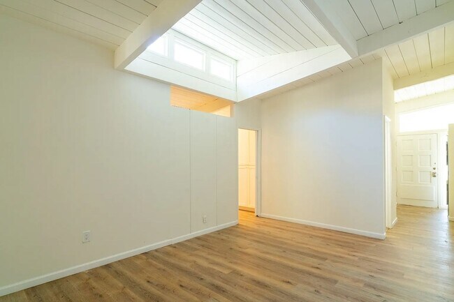Photo - Newly Renovated!! 6 Bedroom property on Baja! Unit 5418 Baja Drive