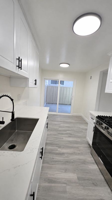 Photo - 1334 Engracia Ave