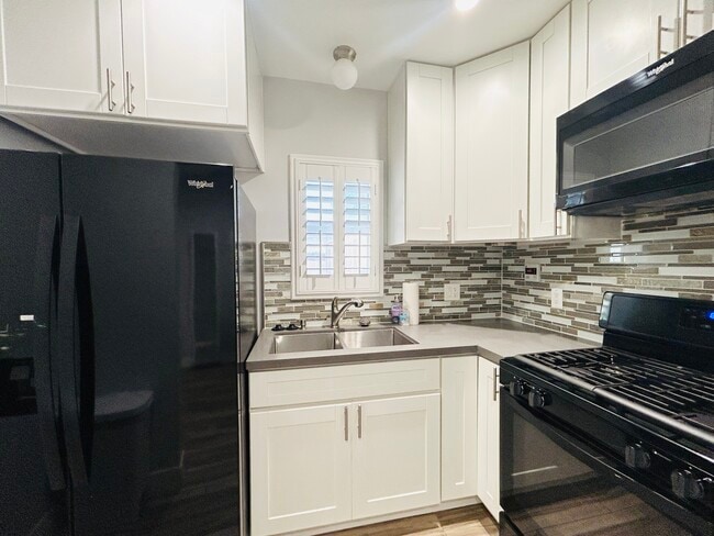 Photo - 8828 Haas Ave Unit 8828