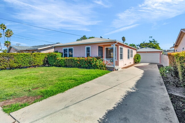 Photo - 4749 Choctaw Dr