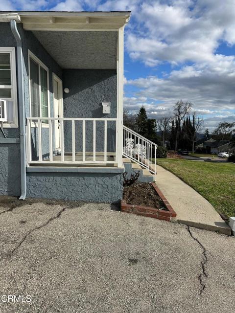 Photo - 3739 Fairesta St