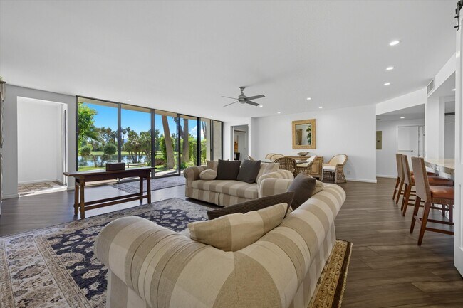 Photo - 900 Island Dr Unit 109