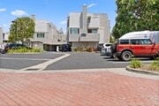 Photo - 501 Herondo St