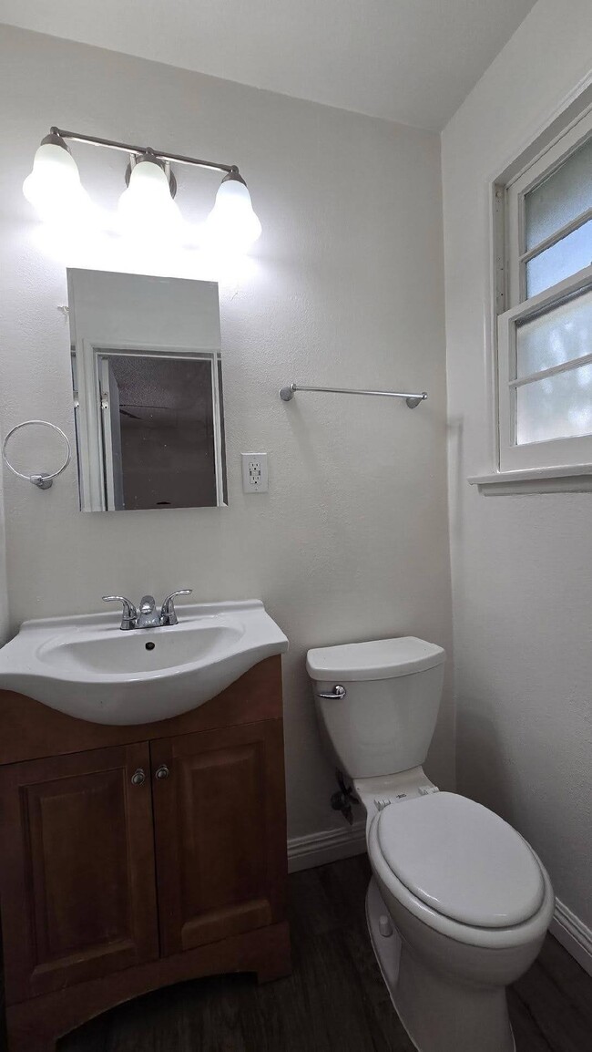 Photo - 4706 Vantage Ave Unit 3A
