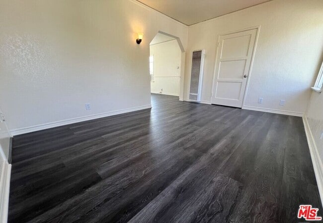 Photo - 5114 1/2 4th Ave