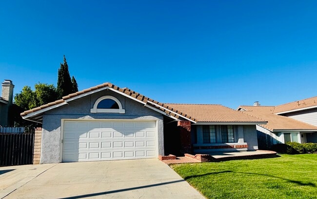Building Photo - 4645 Alojar Ln Rental