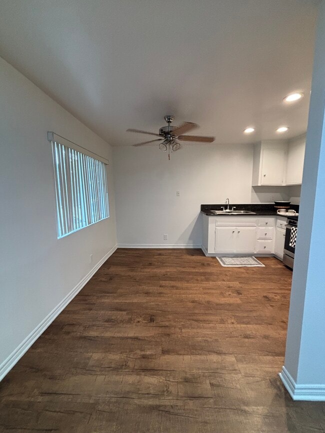 Photo - Downey North Apartments