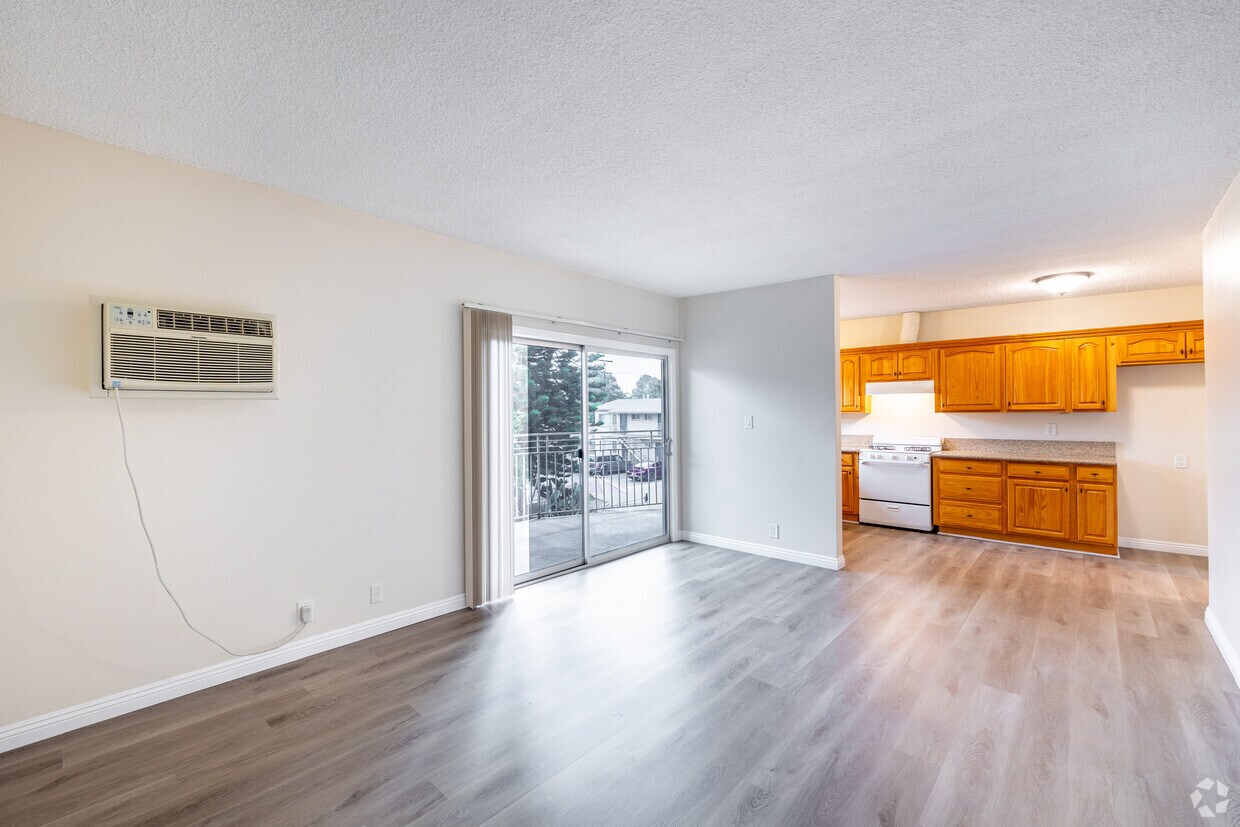 Floor Plan - 1BR/1.0BA