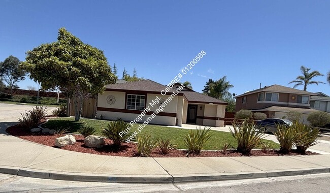 Building Photo - Updated Orcutt Single Story Corner Home Wi...