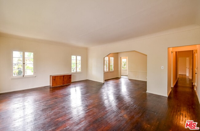 Photo - 803 Croft Ave