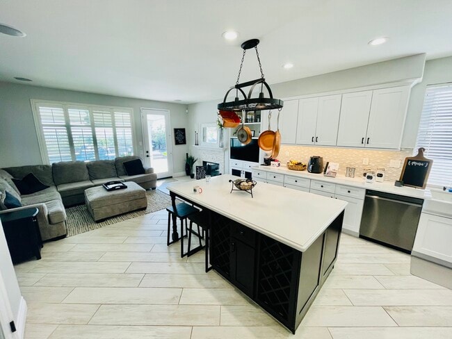 Photo - 8352 Clover Creek Rd