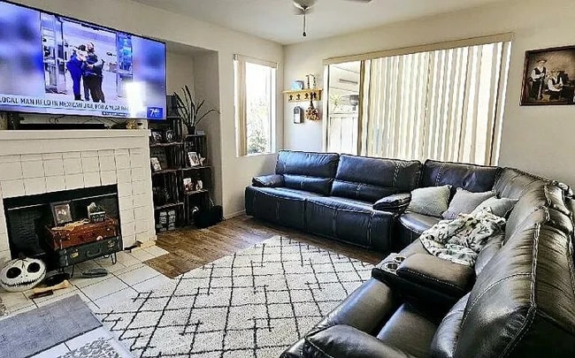 Photo - 10806 Westonhill Dr