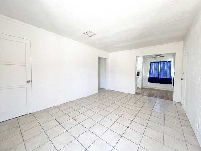 Photo - Manzanita Unit 6570