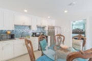 Photo - 1362 E 61st St Unit 1362