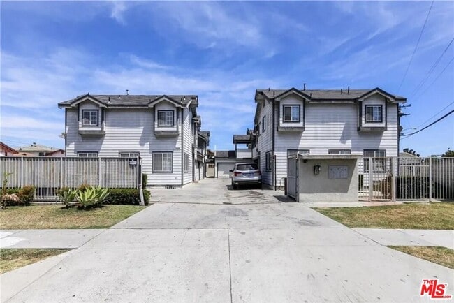 Building Photo - 16346 Eucalyptus Ave Unit B Rental