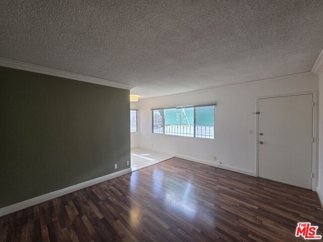 Photo - 1721 Armacost Ave Unit 5