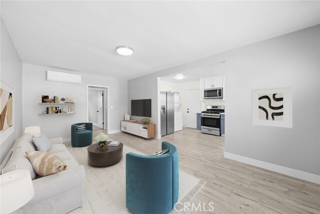 Photo - 1612 Orange Ave