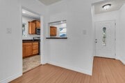 Photo - 1833 Lees Ave