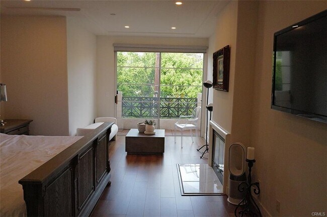 Photo - 1875 S Beverly Glen Blvd Unit 408