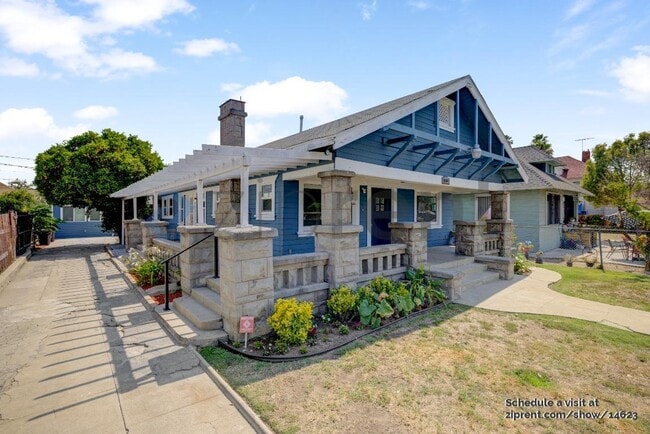 Photo - 1464 W 24th St House