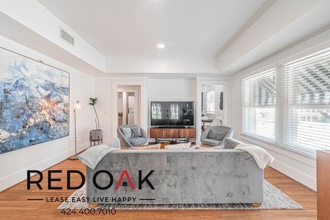 Photo - 6533 Hollywood Blvd Unit 400