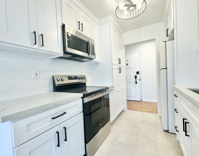 Photo - 930 S Shenandoah St Unit 5