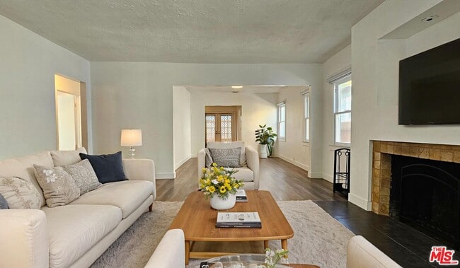 Photo - 1209 N Genesee Ave