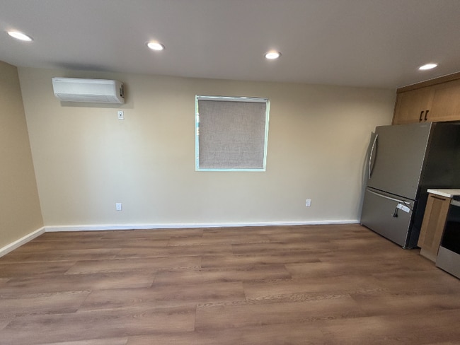 Photo - 7739 1/2 Jayseel St