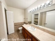 Photo - Spacious single-level attached guest house on private setting in Vista! Unit B