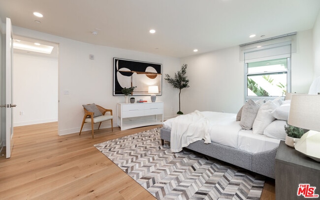 Photo - 17325 Castellammare Dr Unit 401