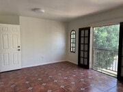 Photo - 2646 Kenwood Ave Unit 2646 Kenwood Ave #4