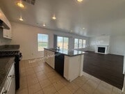 Photo - 2817 Goldenrain St