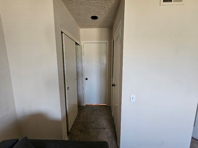 Photo - 2533 Navarra Dr