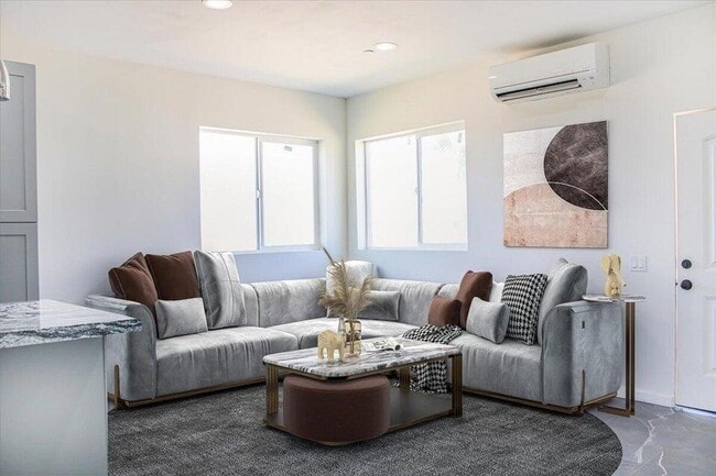 Photo - 7608 Olympic Rd