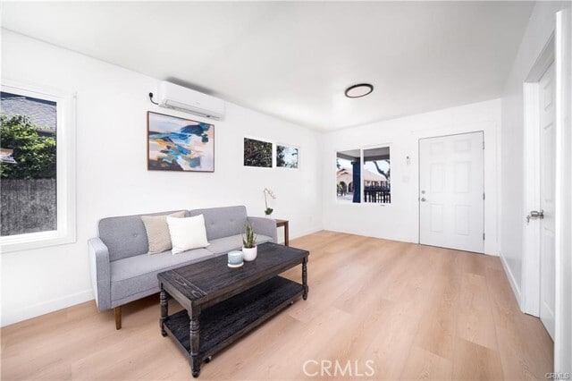 Photo - 1009 W Myrtle St